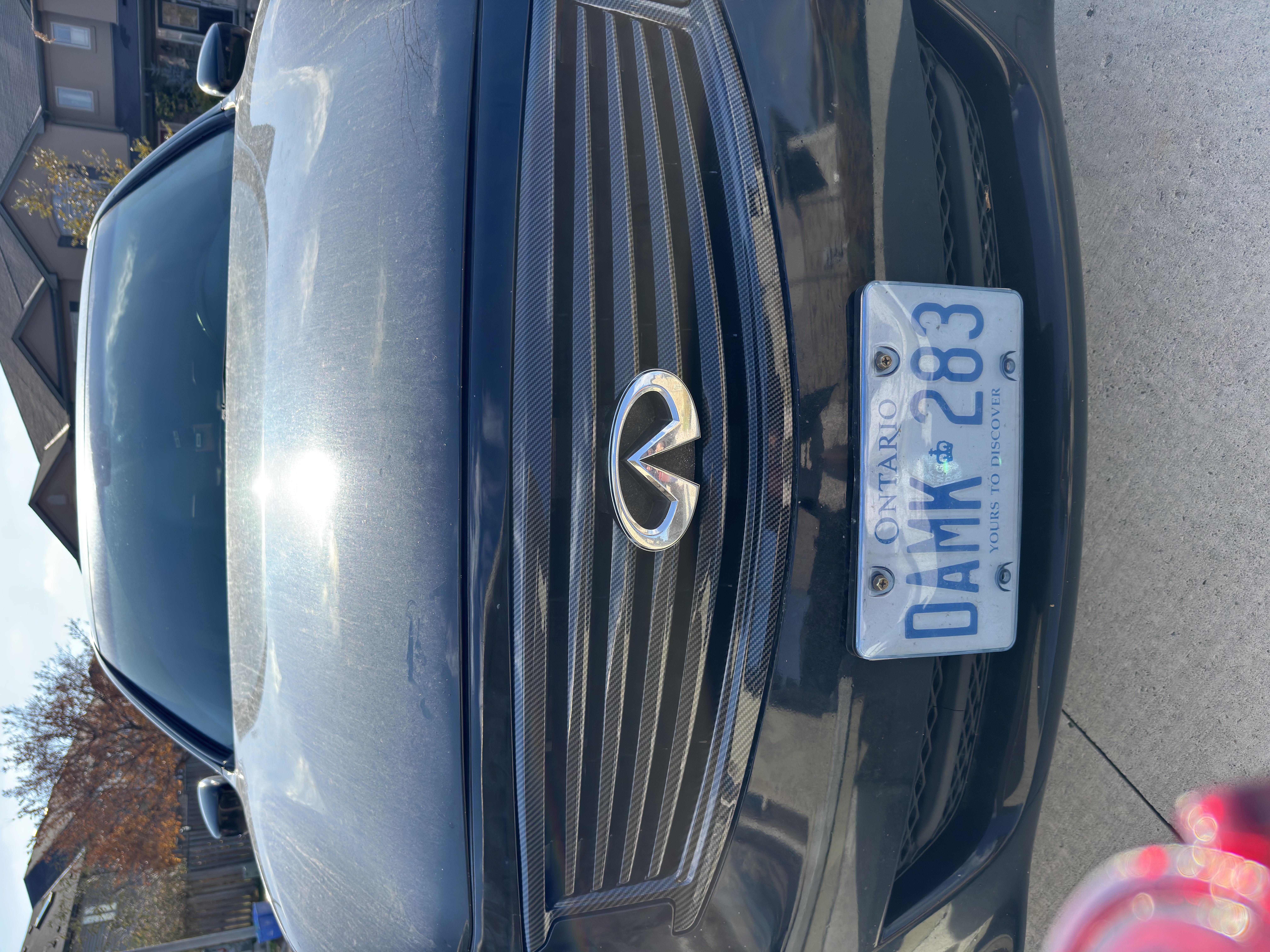 Infiniti G37x Side View